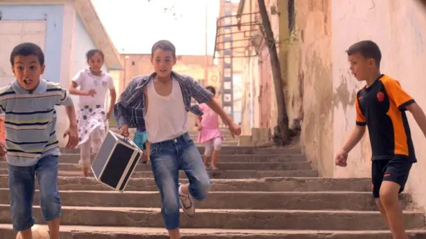 Dreams in Valise - Official Trailer